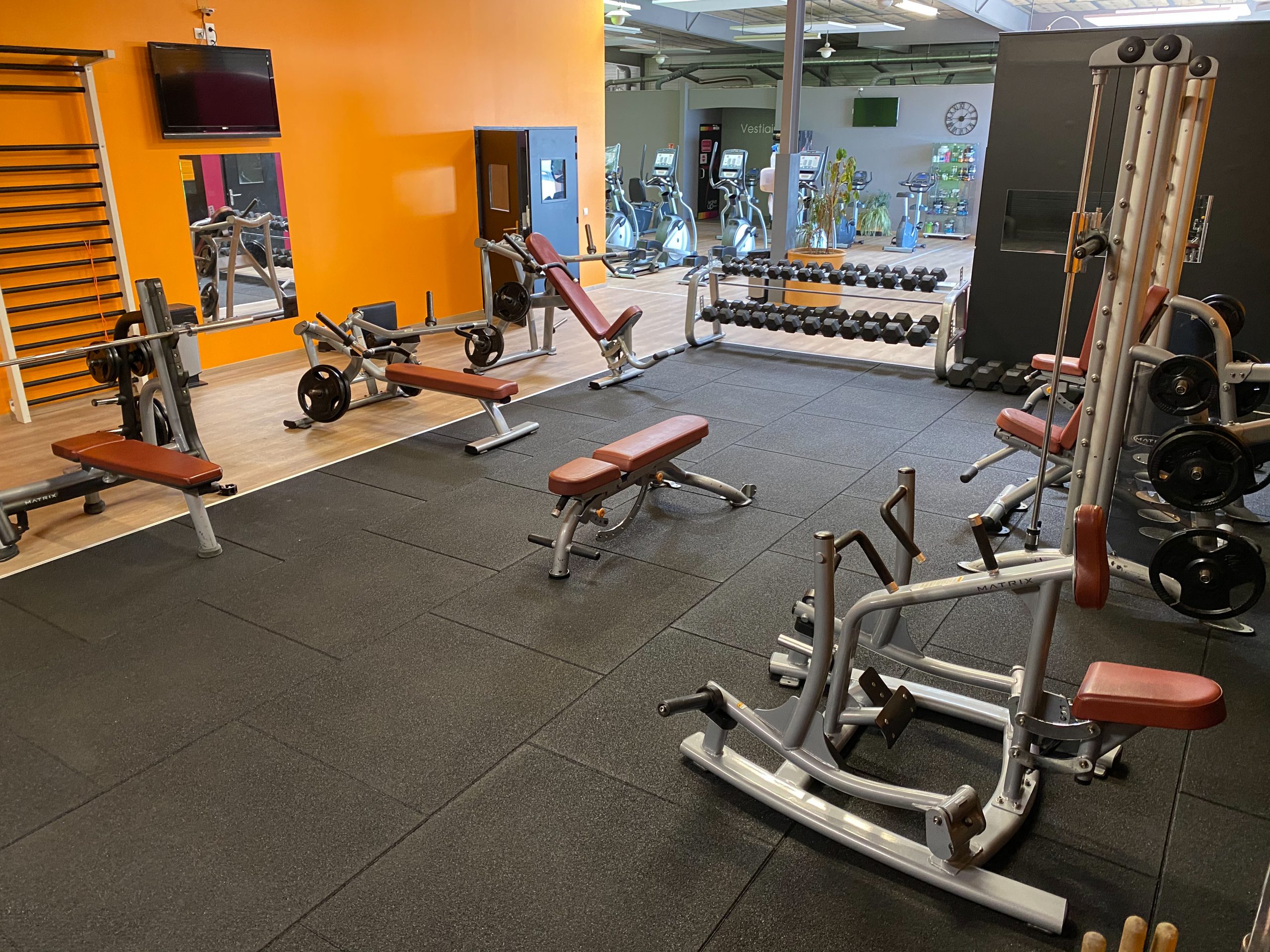 Wake Up Form St Remy De Provence Salle de Sport et Club de Fitness St Maixent l'école | Wake Up Form